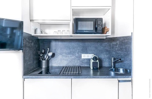 Ternes Apartment | Studio Mac Mahon - Champs Elysees by B'Your Home