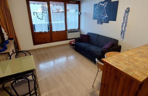 Pra Loup Apartment | Studio moderne à Pra-Loup avec balcon et confort familier - FR-1-165A-167