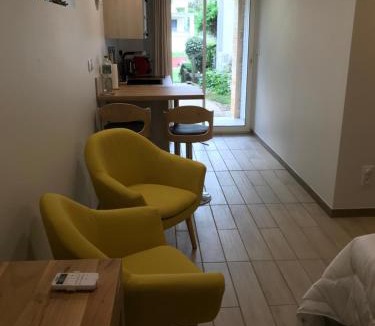 Brive-la-Gaillarde House | Studio neuf de 24m²