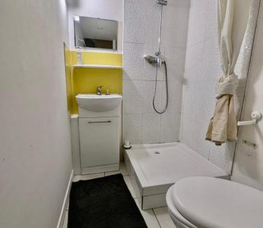 Quartier Chorier-Berriat Apartment | Studio Nouveau - Centre & Calme avec Wifi