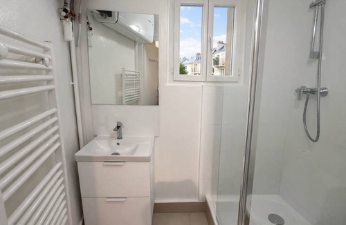 Vivienne Apartment | Studio Parisien grands boulevards Couple ou Solo