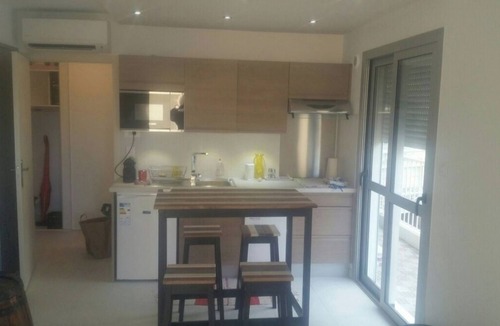 La Madeleine Apartment | Studio sea view 28 m2 100m from the beach