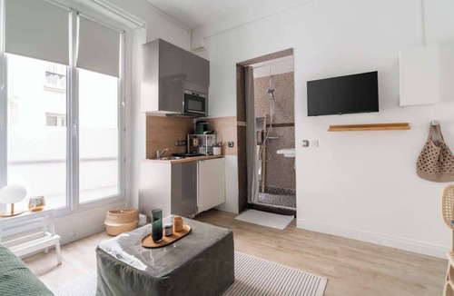 Chaussee-d'Antin Apartment | Studio Solo - Opera Galeries Fayette - 1 Pax