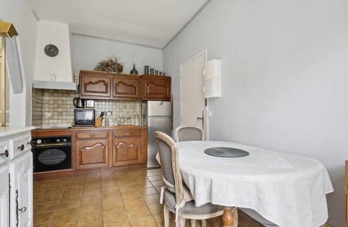 7th Arrondissement Apartment | Studio St Dominique - Invalides - B'Your Home