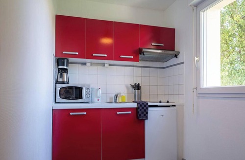 Beauvoir Apartment | studio superior balcony