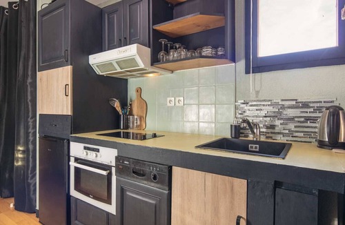 Giez Apartment | Studio welcoming 2 people - Balcony - Swimming pool