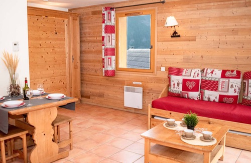 Pra Loup Apartment | Studio with balcony and parking in Pra Loup