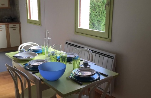 Saint-Jorioz Apartment | Studio with garden 5 minutes from the lake by bike 100 m from the bike path