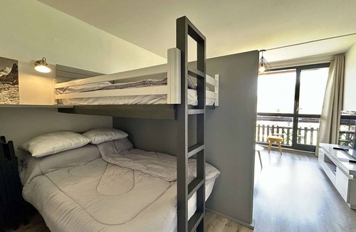 Saint-Etienne-en-Devoluy Apartment | Studio with mountain view - 5 guests