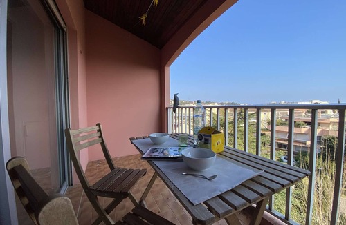 Sainte-Maxime Apartment | Studio with Pool, Parking and Terrace in Sainte-Maxime