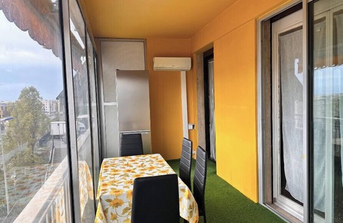 La Madeleine Apartment | Studio with veranda, 5min walk to the beach