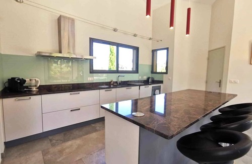 Alleins Villa | STUNNING ARCHITECT DESIGNED NEW VILLA WITH PRIVATE POOL - HEART OF PROVENCE