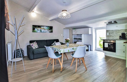 Bonlieu-sur-Roubion House | Stunning home in Bonlieu sur Roubion