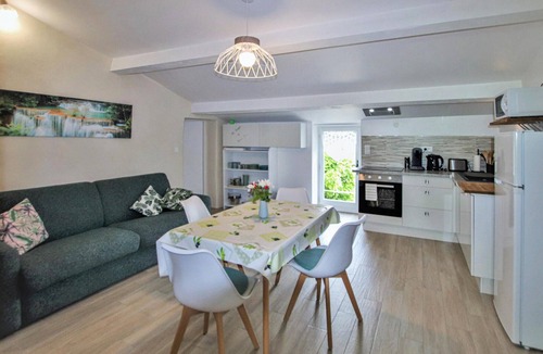 Bonlieu-sur-Roubion House | Stunning home in Bonlieu sur Roubion