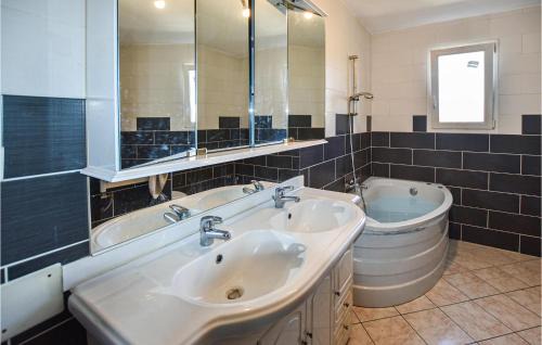 Baix House | Stunning Home In Baix With Outdoor Swimming Pool