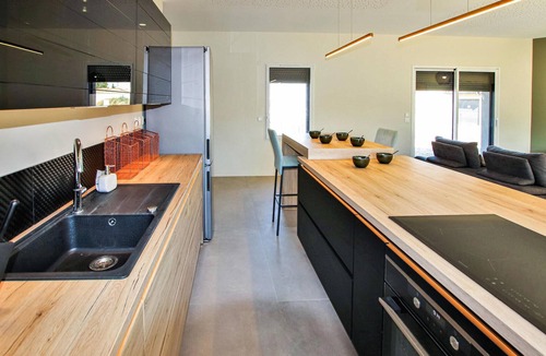 Cleon-d'Andran House | Stunning home in Cléon d' Andran
