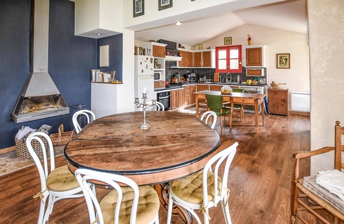 Roussas House | Stunning home in Roussas
