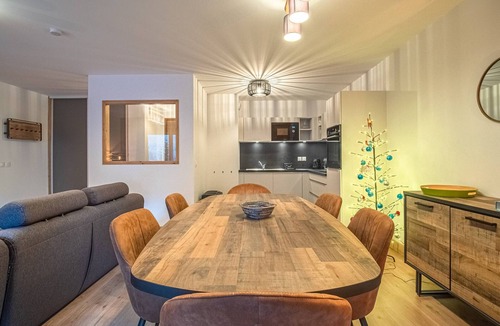 Valmorel Apartment | Stunning Ski-in/Ski-out Apartment for 7 with Balcony, WIFI and Parking