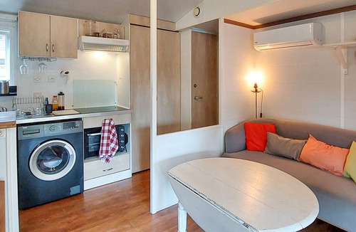 Saint-Paul-les-Dax House | Stunning (sta)caravan in Saint-Paul-lès-Dax