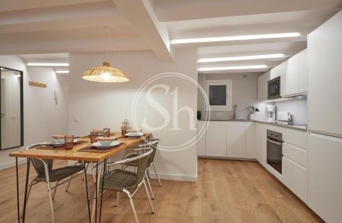 L'Antiga Esquerra de l'Eixample Apartment | Stylish Eixample Apartment near Francesc Macià