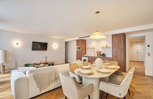 Chaussee-d'Antin Apartment | Sublim AC Apartment Opera Madeleine