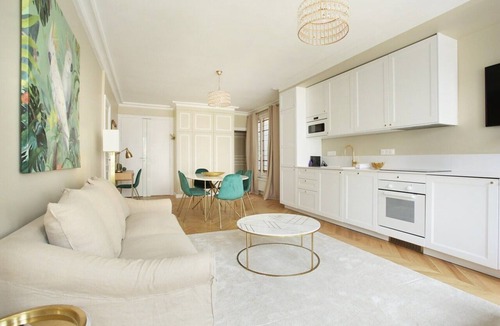Madeleine Apartment | Sublime Apartment Haussmann Opera