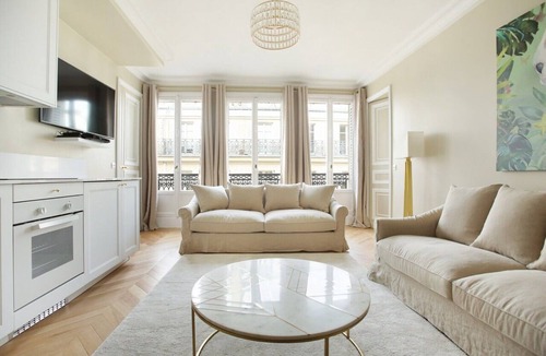 Madeleine Apartment | Sublime Apartment Haussmann Opera