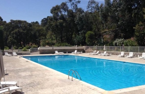 Mandelieu-La-Napoule Apartment | Sublime studio with large terrace and pool