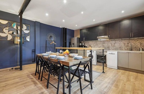 Quartier de la Porte-Saint-Denis Apartment | Suite 332 Brady – Stunning Duplex in Paris 10