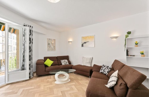 Vernier Apartment | Suite de Dijon FSHH