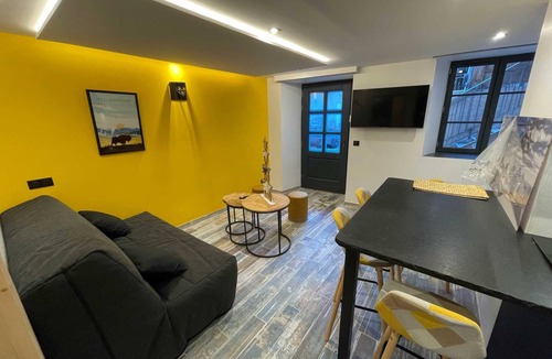 Peisey-Nancroix Apartment | Suite De Luxe Yellowstone