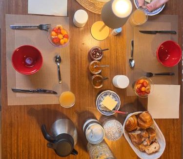 Homps Bed & Breakfast | Suite parentale avec un petit salon