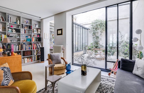 Epinettes Apartment | Sumptuous house with patio