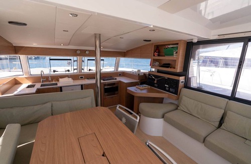 Saint-Mandrier-sur-Mer Boat Rental | Sun-Kissed Sailing Adventure in Provence-Alpes-Côte d'Azur