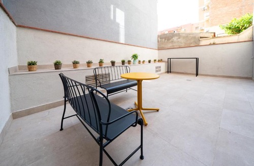 El Prat de Llobregat Apartment | Sun & Moon Barcelona Airport