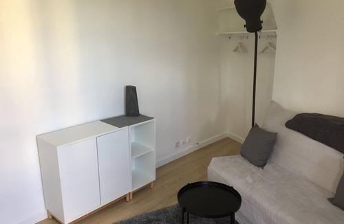 Epinettes Apartment | Sunny, refurbished studio with balcony