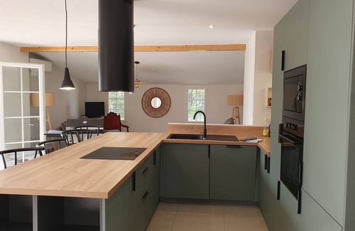 Sanguinet House | Sunny vacation home. Ideally located between lake, beach and forest.