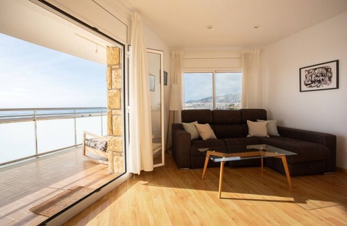 Castelldefels Apartment | Sunset oceanfront (Castelldefels)