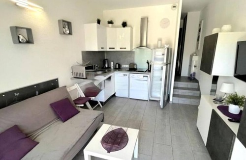 Le Lavandou Apartment | Sunshine at the Lavandou Apartment