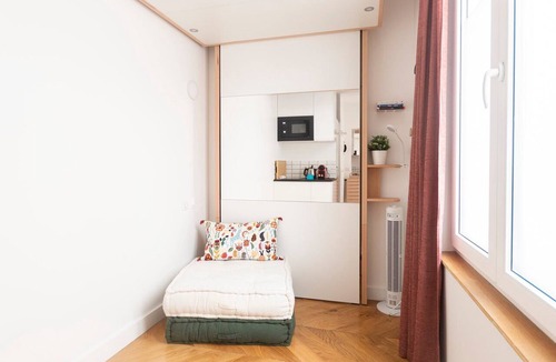 Quartier du Mail Apartment | Super central ministudio self-checkin murphy bed