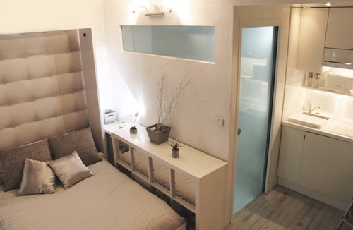 Les Halles Apartment | Super Central Paris Studio, near the Louvre