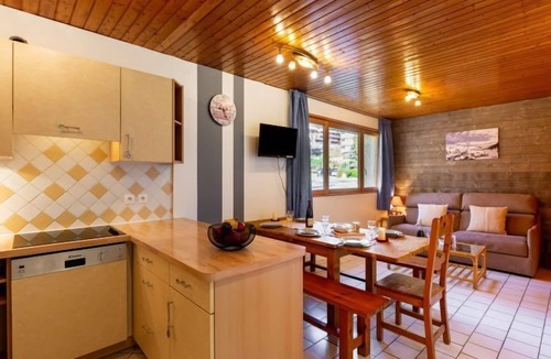 Les Almes Apartment | Super Tignes by Interhome