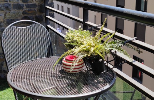 Les Escaldes Apartment | Superb 3 bedroom apartment with WiFi in Andorra la Vella, ski, Caldea