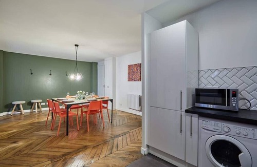 Quartier du Mail Apartment | Superb 3 bedroom flat in the Center of Paris
