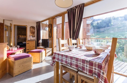 Montchavin Apartment | Superb Apartment 4-6 Pers, Full South, Ski, Balcony overlooking the slopes