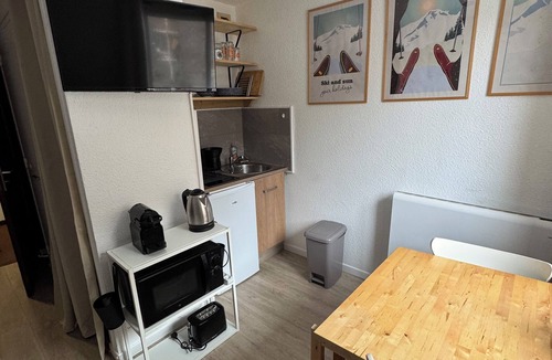 Mont-de-Lans Apartment | Superb Cosy and Warm Studio Near Belle étoile chairlift