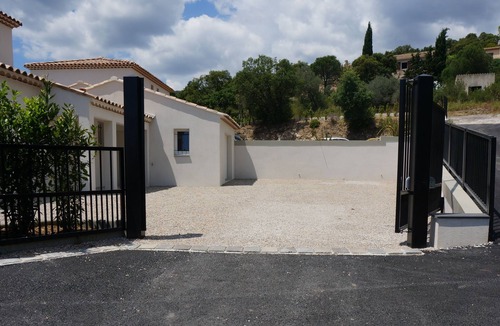 Plan-de-la-Tour Villa | Superb new villa with all modern comforts 9 km from the beaches