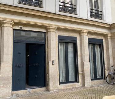 Quartier de la Porte-Saint-Denis Apartment | Superbe loft au coeur de Paris