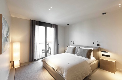 La Sagrada Familia Apartment | Sweett | Diagonal Sagrada 1