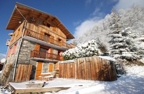 Les Varcins Ski Chalet | Sycamore Alpine Retreat - 5 mins from the slopes